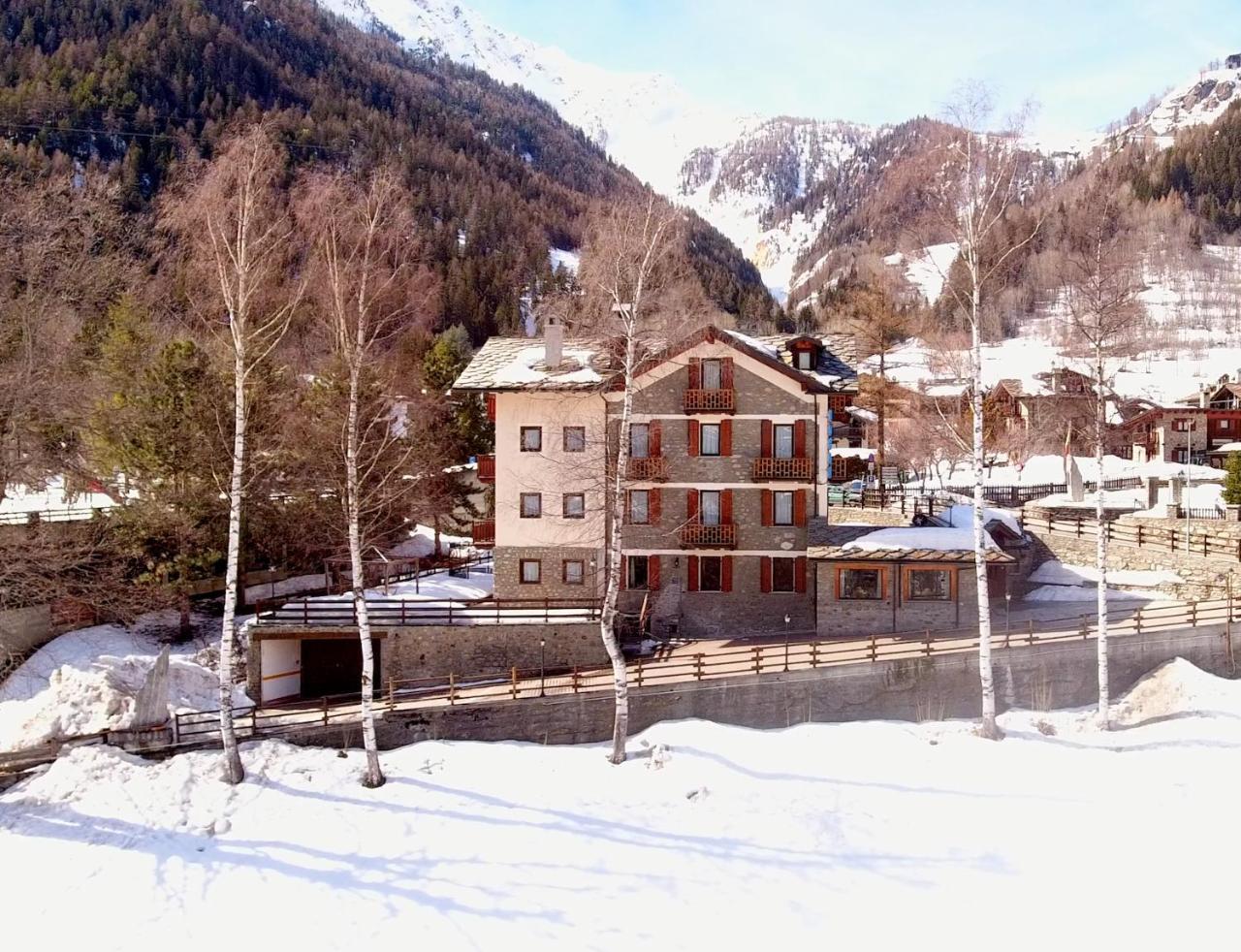 Hotel Stella Del Nord Courmayeur Dış mekan fotoğraf